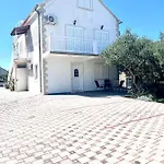 Oliva * Korčula